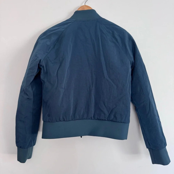 Lululemon Non-Stop water resistant Bomber Jacket in a teal green Size: - Picture 6 of 8